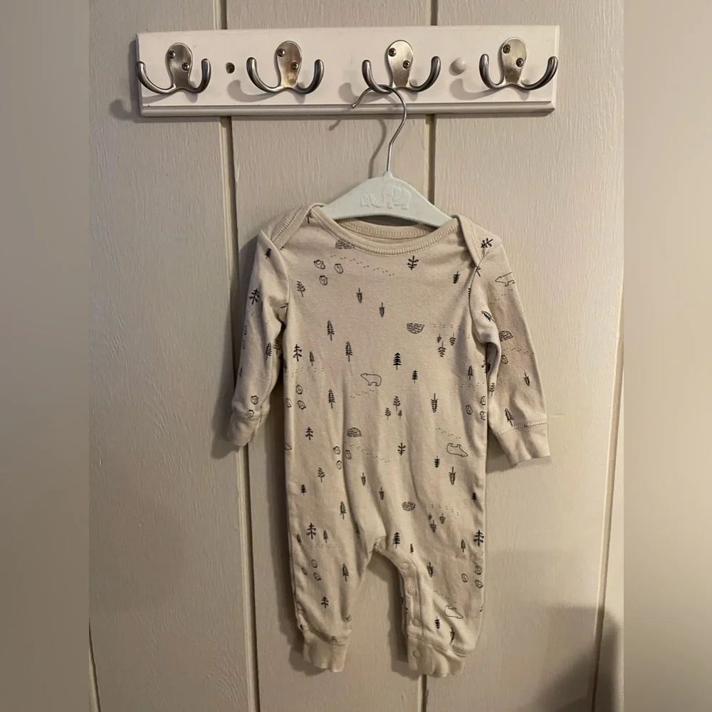 Carter’s | Winter Theme One Piece Outfit | 6 mo